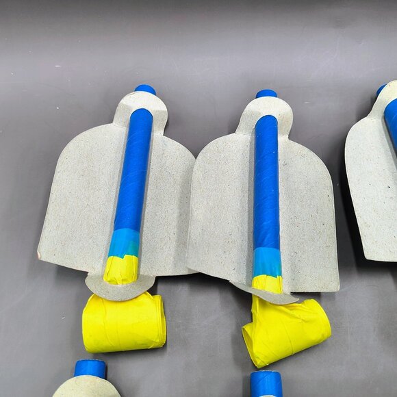 Vintage 1992 Batman Party Favor Supplies Blowouts Unused Red Yellow Blue - Picture 7 of 10